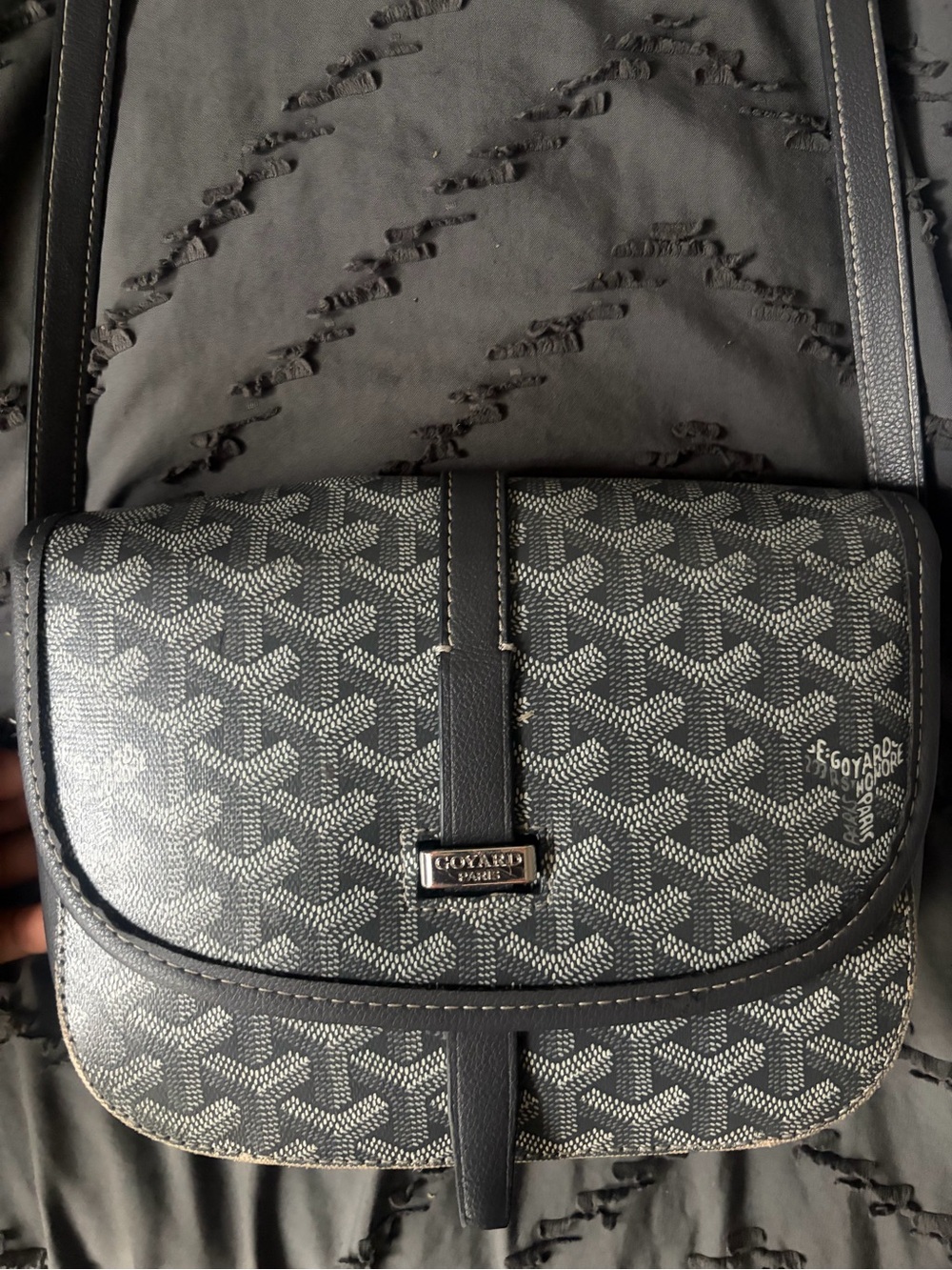 Goyard bag originally paid 3,250 willing to take 1500